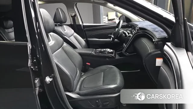 Hyundai Tucson Hybrid (NX4) 2022 Черный из Кореи, фото 2