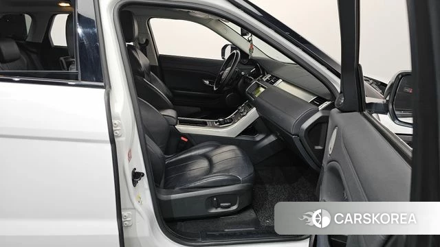 Land Rover Range Rover Evoque 2018 Белый из Кореи, фото 2