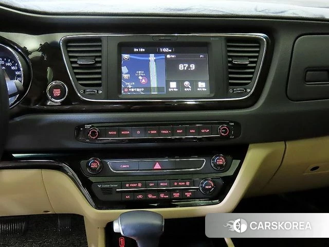 Kia The New Carnival 2019 Белый из Кореи, фото 2