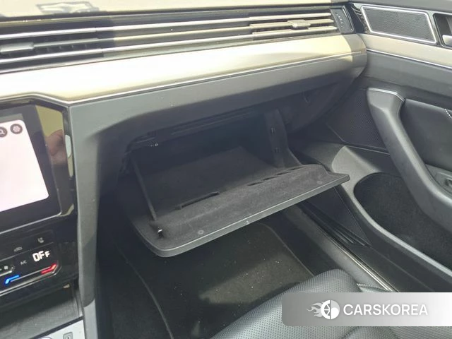 Volkswagen Passat GT (B8) 2021 Серый из Кореи, фото 2