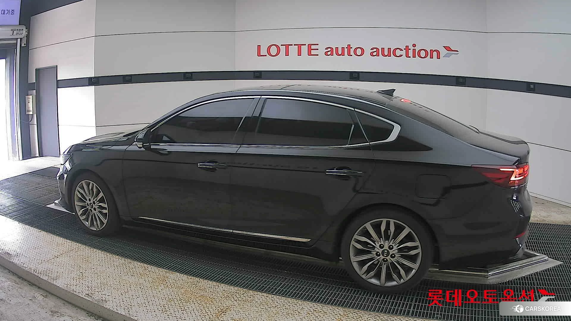 Kia K7 2021 Aurora Black Pearl из Кореи, фото 2