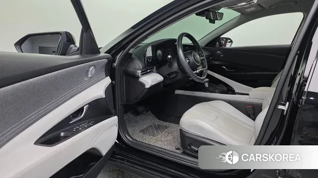 Hyundai Avante (CN7) 2022 Черный из Кореи, фото 2