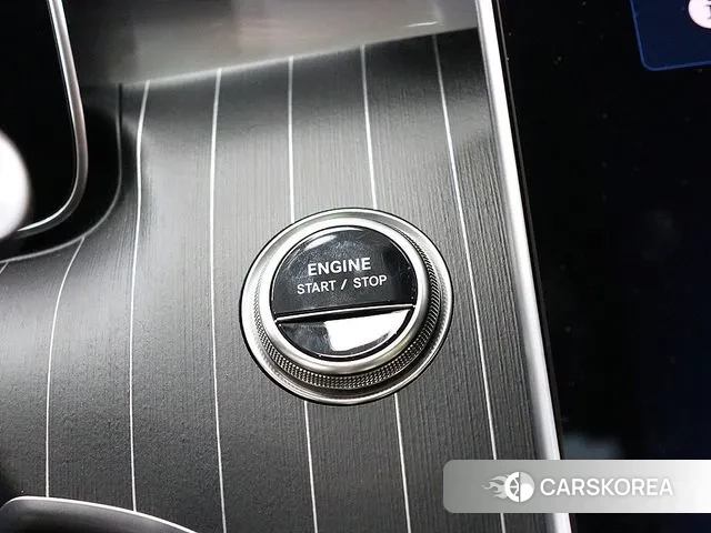 Mercedes-Benz C-Class W206 2025 Белый из Кореи, фото 2