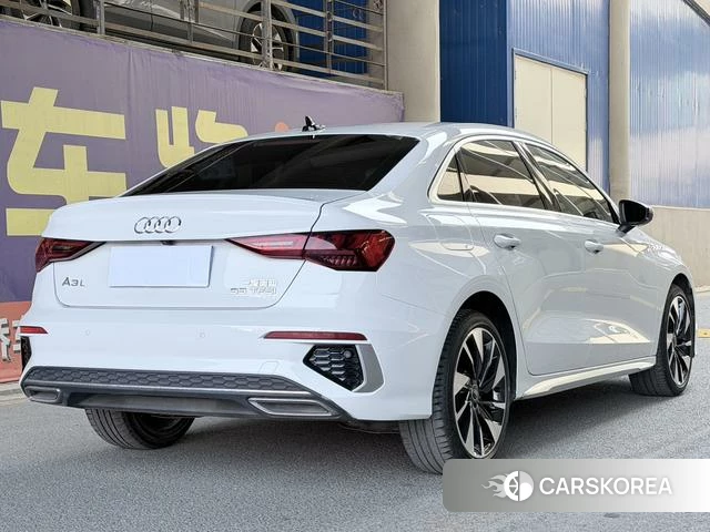Audi A3 2022 Белый из Китая, фото 2