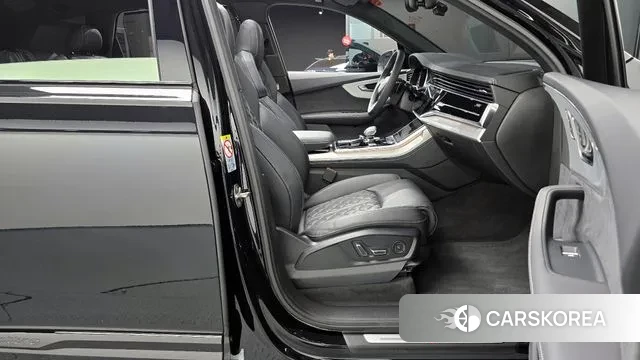 Audi Q7 (4M) 2023 Черный из Кореи, фото 2