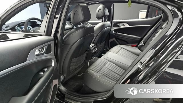 Genesis G70 2019 Черный из Кореи, фото 2