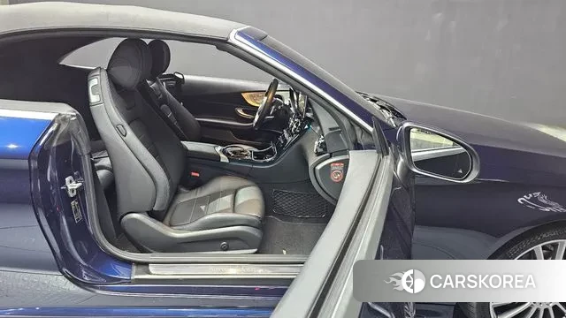 Mercedes-Benz C-Class W205 2018 Синий из Кореи, фото 2