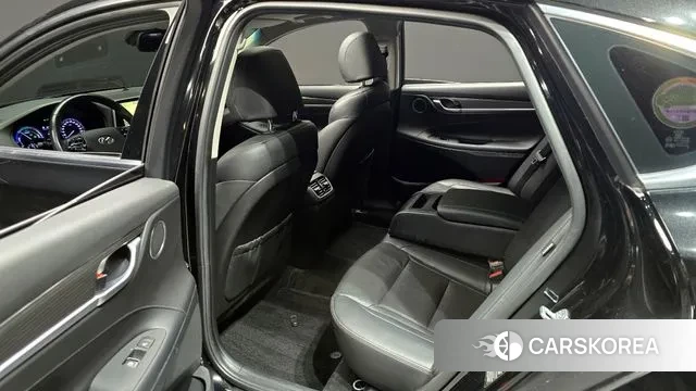 Hyundai Grandeur IG Hybrid 2018 Черный из Кореи, фото 2