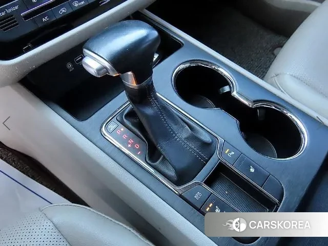 Kia The New Carnival 2018 Белый из Кореи, фото 2