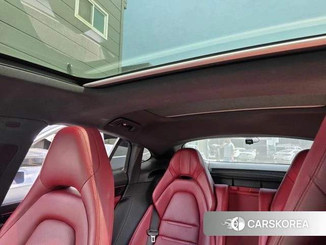 Porsche Panamera (971) 2018 Белый из Кореи, фото 2