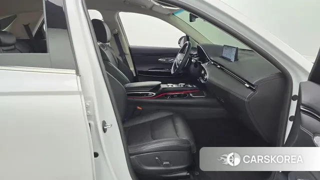 Genesis GV70 2021 Белый из Кореи, фото 2