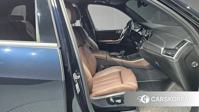 BMW X5 (G05) 2021 Черный из Кореи, фото 2