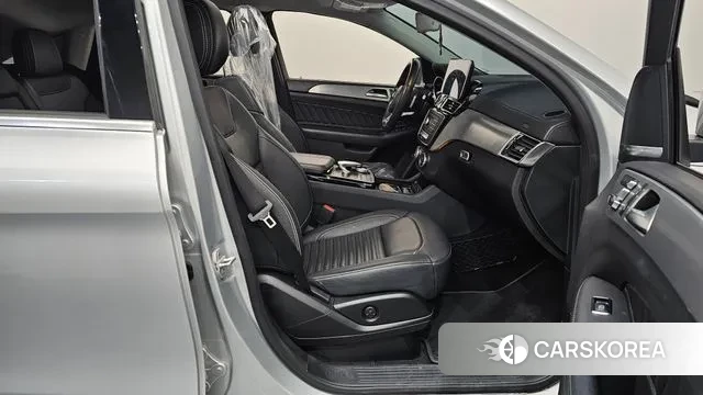 Mercedes-Benz GLE - Class W166 2018 Серебряный из Кореи, фото 2