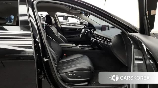 Genesis G80 (RG3) 2022 Черный из Кореи, фото 2