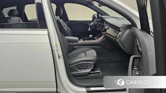 Audi Q7 (4M) 2021 Белый из Кореи, фото 2