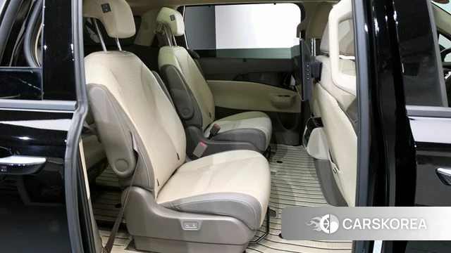 Kia The New Carnival 4th Generation 2025 Черный из Кореи, фото 2