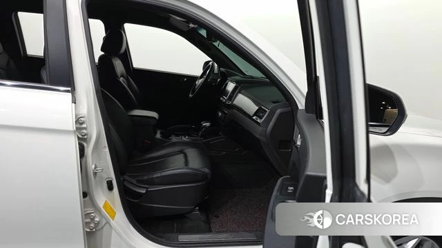 Ssangyong The New Rexton Sports Cannes 2023 Белый из Кореи, фото 2
