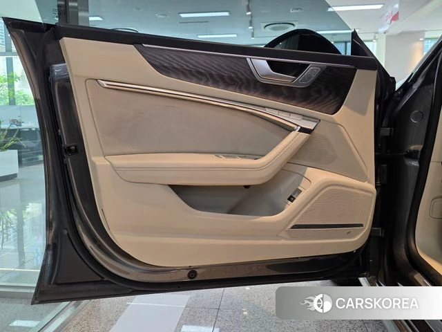Audi A7 (4K) 2024 Серый из Кореи, фото 2