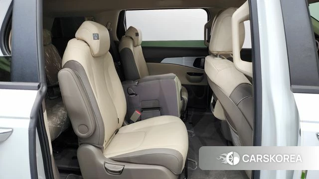 Kia Carnival 4th generation 2023 Белый из Кореи, фото 2