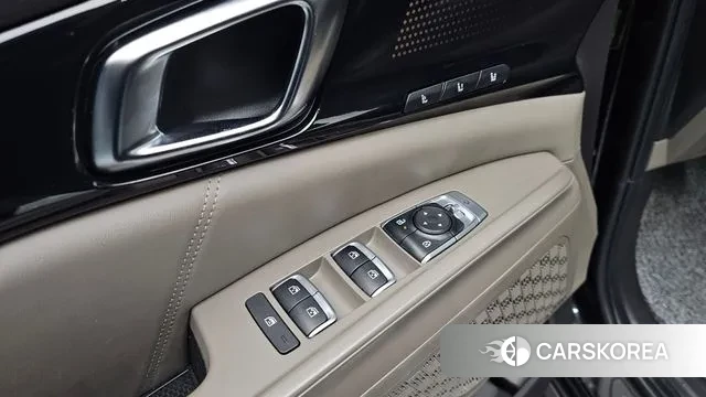 Kia The New Carnival 4th Generation 2024 Черный из Кореи, фото 2