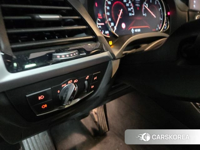 BMW X3 (G01) 2018 Белый из Кореи, фото 2