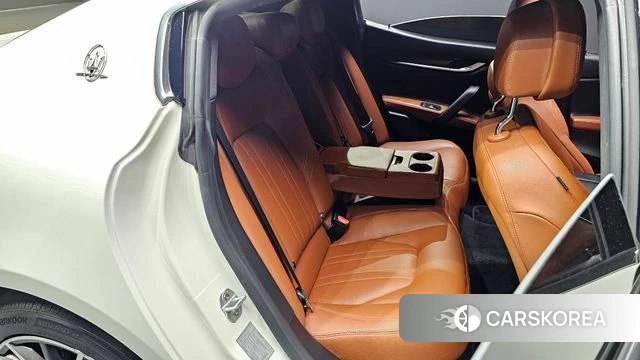 Maserati Ghibli 2018 Белый из Кореи, фото 2