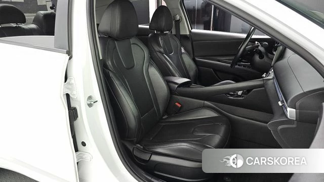 Hyundai Avante Hybrid (CN7) 2021 Белый из Кореи, фото 2