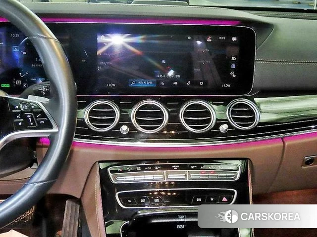 Mercedes-Benz E-Class W213 2021 Белый из Кореи, фото 2