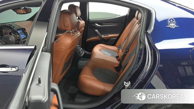 Maserati Ghibli 2019 Синий из Кореи, фото 2