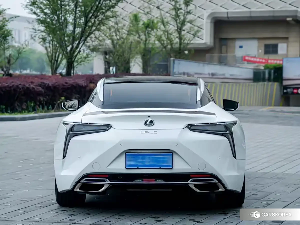 Lexus LC 2022 Белый из Китая, фото 2