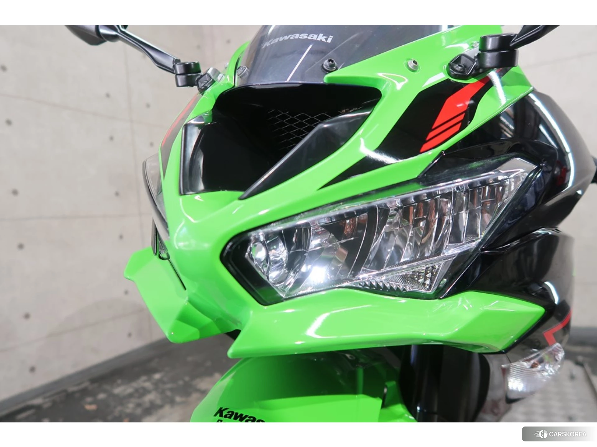 Проданный Kawasaki NINJA ZX-6R 2021 из Японии, фото 4