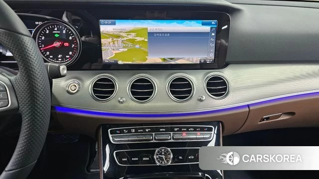 Mercedes-Benz E-Class W213 2018 Черный из Кореи, фото 2