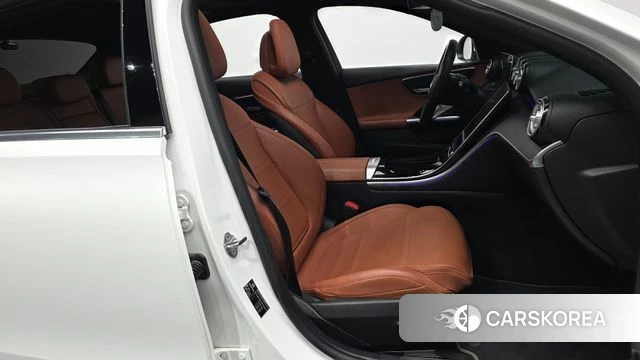 Mercedes-Benz C-Class W206 2023 Белый из Кореи, фото 2