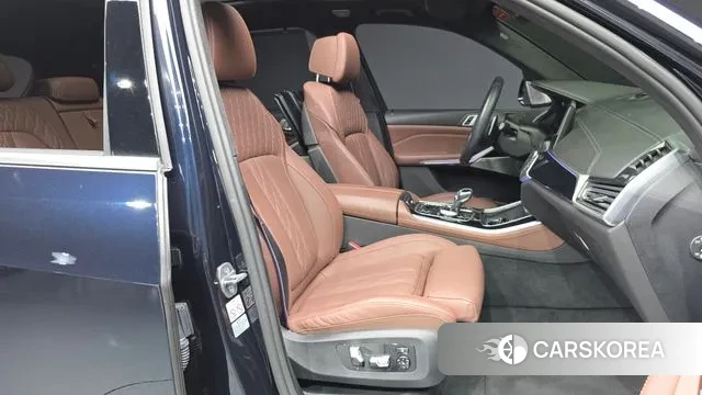 BMW X5 (G05) 2021 Черный из Кореи, фото 2