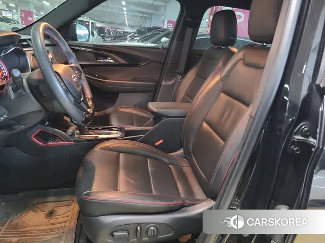 Chevrolet (GM Daewoo) Trailblazer 2022 Черный из Кореи, фото 2