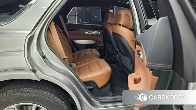 Genesis GV70 2024 Серебристо-серый из Кореи, фото 2