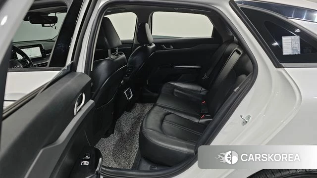 Kia K5 3rd generation 2023 Белый из Кореи, фото 2