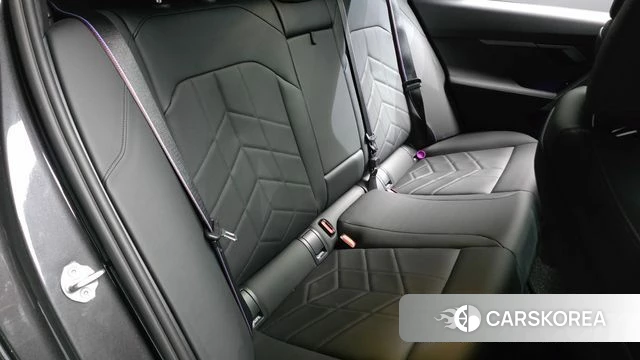 BMW 5 Series (G60) 2025 Серый из Кореи, фото 2