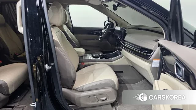 Kia The New Carnival 4th Generation 2025 Черный из Кореи, фото 2