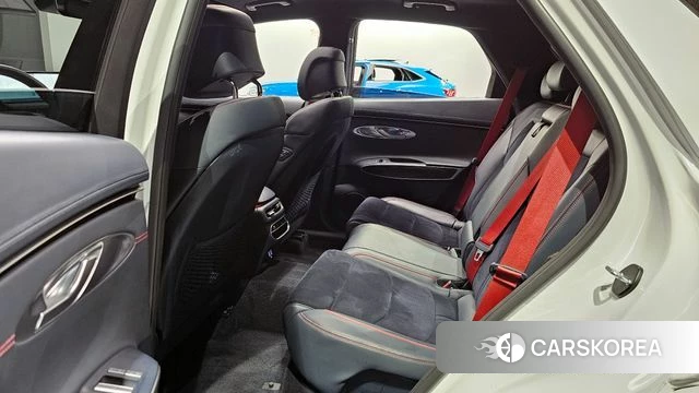 Genesis GV70 2021 Белый из Кореи, фото 2