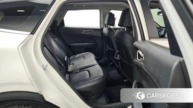 Kia Sportage 5th Generation 2022 Белый из Кореи, фото 2
