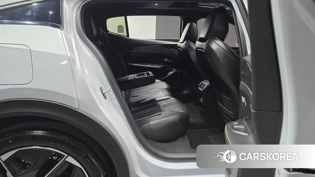 Peugeot 408 2024 Белый из Кореи, фото 2