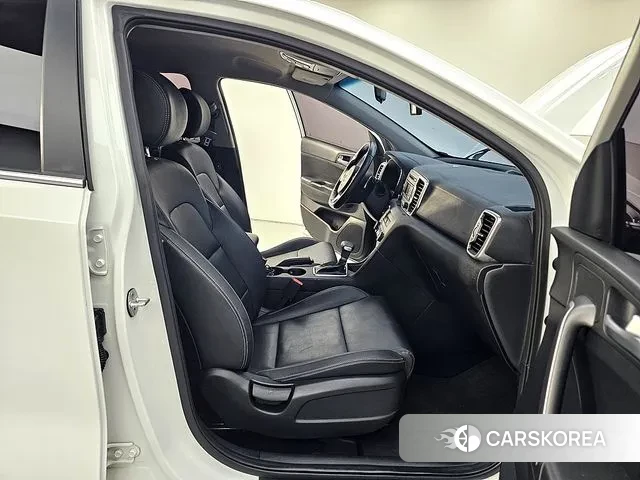 Kia Sportage 4th Generation 2018 Белый из Кореи, фото 2