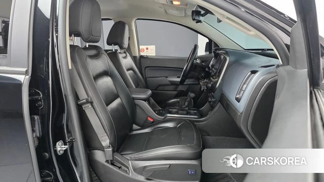 Chevrolet (GM Daewoo) Real New Colorado 2021 Черный из Кореи, фото 2