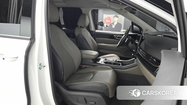Kia The New Carnival 4th Generation 2024 Белый из Кореи, фото 2