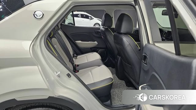 Hyundai Venue 2020 Серебристо-серый из Кореи, фото 2