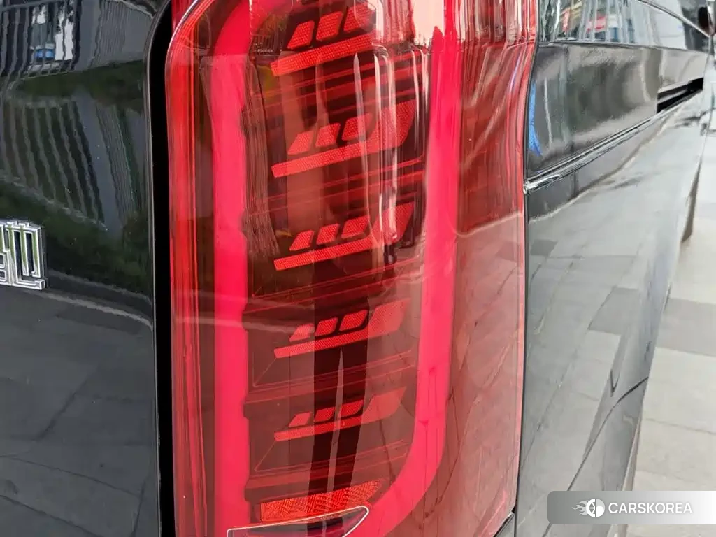 Mercedes-Benz Vito 2023 Черный из Китая, фото 2
