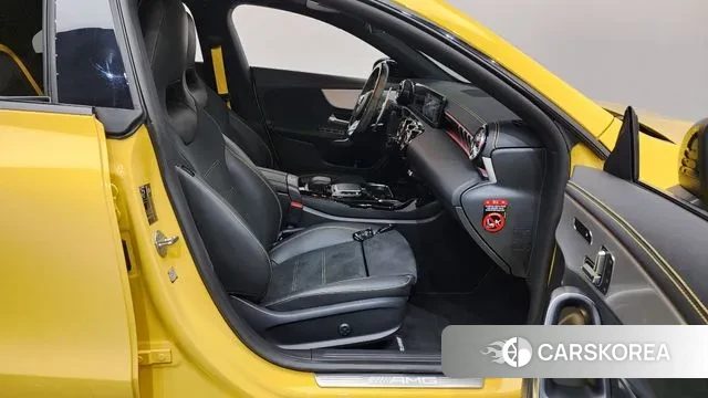 Mercedes-Benz CLA-Class C118 2021 Желтый из Кореи, фото 2