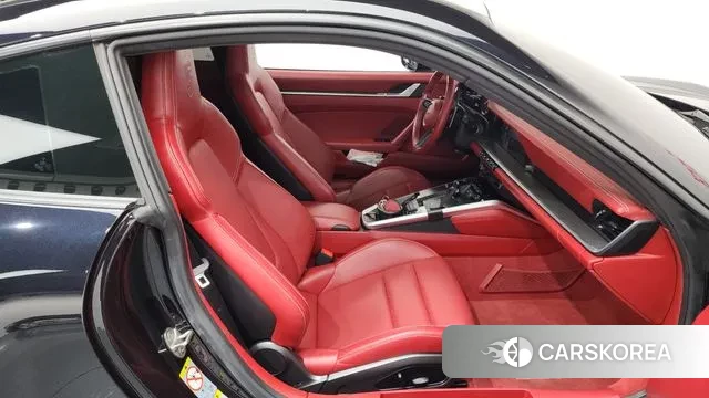 Porsche 911(992) 2021 Черный из Кореи, фото 2