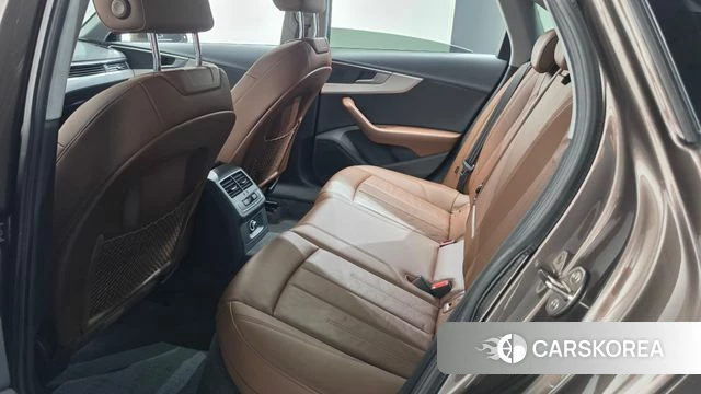 Audi A4 (B9) 2018 Коричневый из Кореи, фото 2